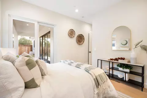 Bedroom - 10476 S Stelling Rd, Cupertino, CA 95014 photo 2 of 6