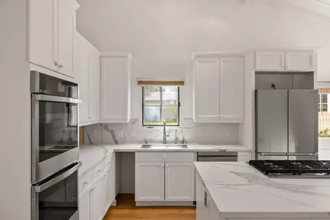 Kitchen - 25399 Markham Ln, Salinas, CA 93908 photo 3 of 3