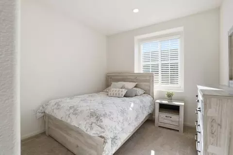 Bedroom - 1957 Apiary Way, Hughson, CA 95326 photo 1 of 7