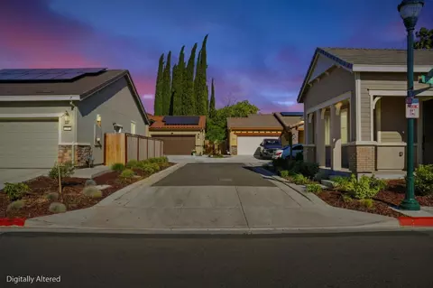 Exterior - 1957 Apiary Way, Hughson, CA 95326 photo 2 of 11