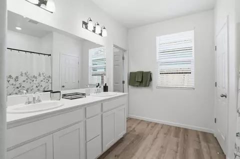 Entry Way - 1957 Apiary Way, Hughson, CA 95326 photo 5 of 5