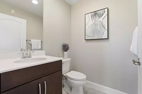 Bath - 446 Ellicott Loop, San Jose, CA 95123 photo 1 of 3