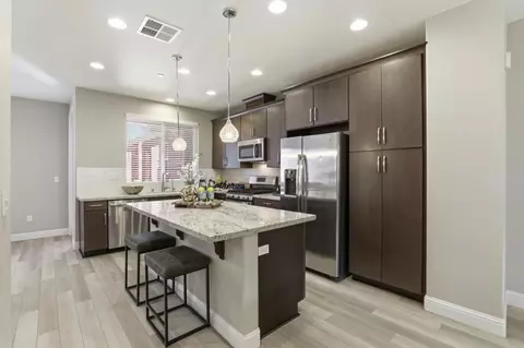 Kitchen - 446 Ellicott Loop, San Jose, CA 95123 photo 1 of 2