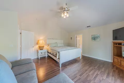 Bedroom - 2188 Ridge Rider Rd, Bradley, CA 93426 photo 3 of 7