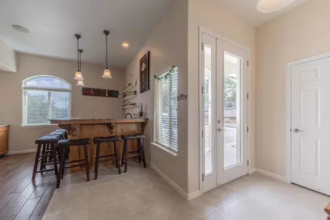 Entry Way - 2188 Ridge Rider Rd, Bradley, CA 93426 photo 1 of 4