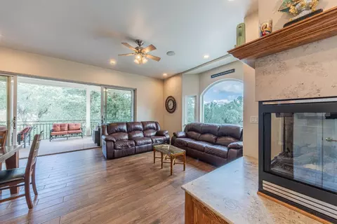 Living - 2188 Ridge Rider Rd, Bradley, CA 93426 photo 1 of 2