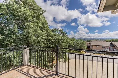 Exterior - 2188 Ridge Rider Rd, Bradley, CA 93426 photo 6 of 10
