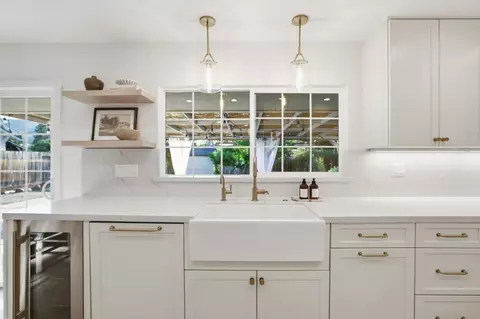 Kitchen - 7561 Miller Ave, Gilroy, CA 95020 photo 2 of 5