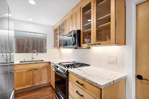 Kitchen - 601 Cedar Dr, Watsonville, CA 95076 photo 4 of 5