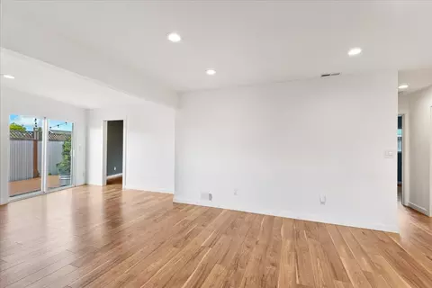 Living - 601 Cedar Dr, Watsonville, CA 95076 photo 4 of 8