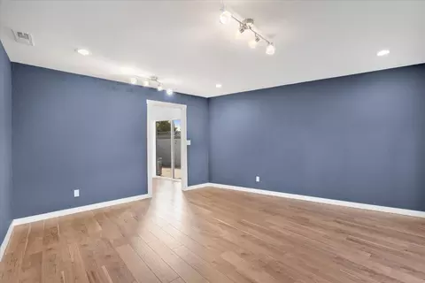 Living - 601 Cedar Dr, Watsonville, CA 95076 photo 8 of 8