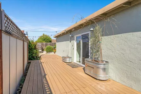 Exterior - 601 Cedar Dr, Watsonville, CA 95076 photo 1 of 5