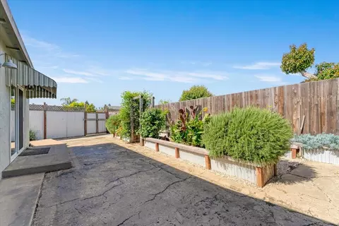 Exterior - 601 Cedar Dr, Watsonville, CA 95076 photo 5 of 5