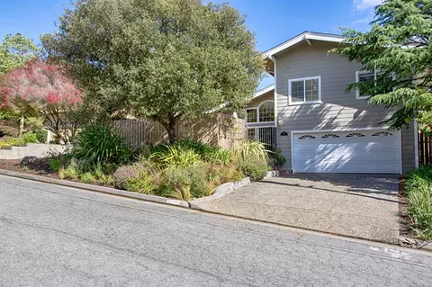 142 Thunderbird Dr, Aptos, CA 95003