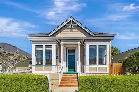 120 Maple St, Santa Cruz, CA 95060