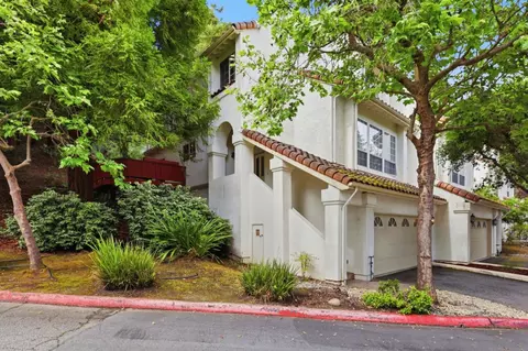 360 Carrera Cir, Aptos, CA 95003