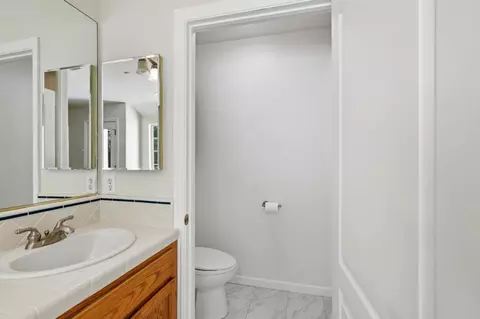 Bath - 360 Carrera Cir, Aptos, CA 95003 photo 3 of 5