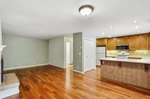 Living - 360 Carrera Cir, Aptos, CA 95003 photo 10 of 11