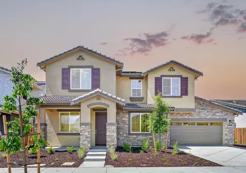 190 Golden Gate Ln, Vacaville, CA 95687