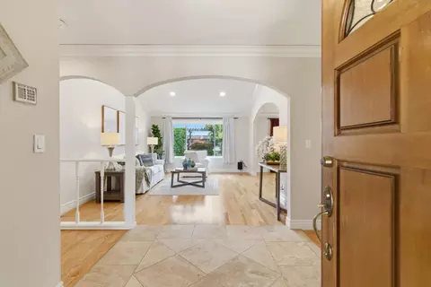 Entry Way - 1007 Howard Ave, Gilroy, CA 95020 photo 1 of 3