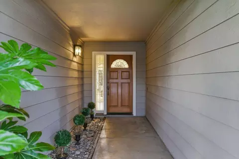 Entry Way - 1007 Howard Ave, Gilroy, CA 95020 photo 3 of 3
