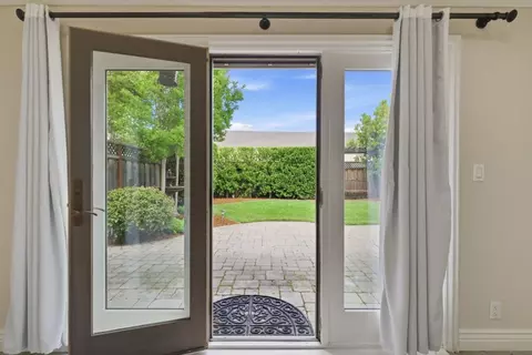 Entry Way - 1007 Howard Ave, Gilroy, CA 95020 photo 2 of 3