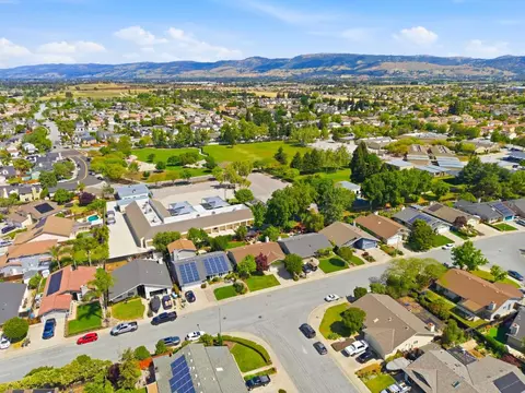 View/Area - 1007 Howard Ave, Gilroy, CA 95020 photo 4 of 4