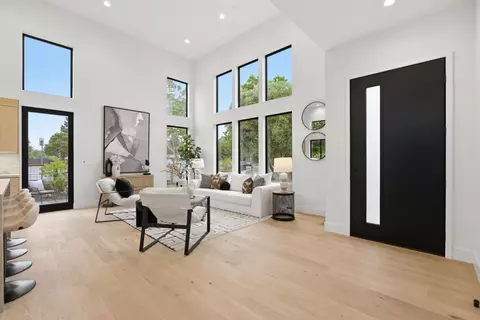 702 Ellsworth Pl, Palo Alto, CA 94306