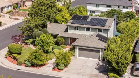 341 Fontana Dr, Santa Clara, CA 95051