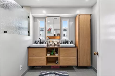 Bath - 502 E Beach St, Watsonville, CA 95076 photo 1 of 2