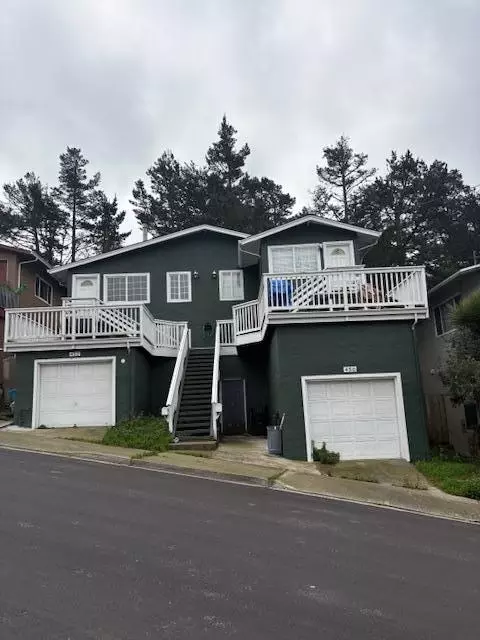 452 Lewis Ln, Pacifica, CA 94044 photo 2