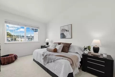 Bedroom - 129 Outlook Cir, Pacifica, CA 94044 photo 6 of 7