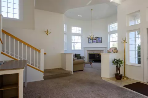 Entry Way - 129 Outlook Cir, Pacifica, CA 94044 photo 3 of 3