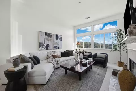 Living - 129 Outlook Cir, Pacifica, CA 94044 photo 4 of 8