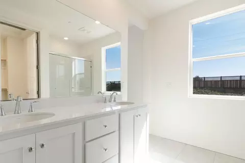 Bath - Undisclosed, Lathrop, CA 95330 photo 1 of 2