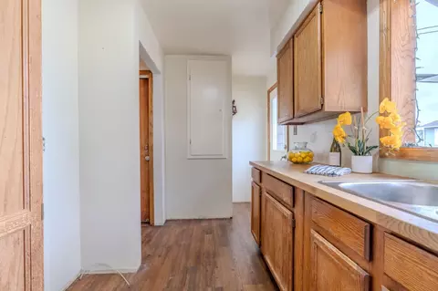 Entry Way - 164 Pacific, Pacifica, CA 94044 photo 2 of 2