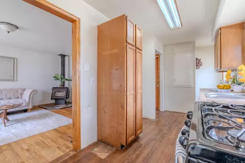 Entry Way - 164 Pacific, Pacifica, CA 94044 photo 1 of 2
