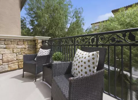 Exterior - 302 Cherokee Loop, Mountain View, CA 94043 photo 5 of 9