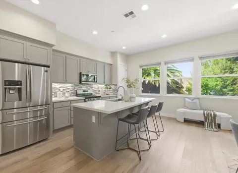 Kitchen - 302 Cherokee Loop, Mountain View, CA 94043 photo 1 of 6