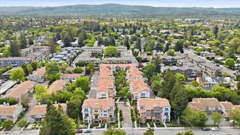 View/Area - 302 Cherokee Loop, Mountain View, CA 94043 photo 1 of 5
