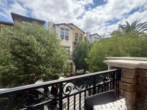 Exterior - 302 Cherokee Loop, Mountain View, CA 94043 photo 7 of 9