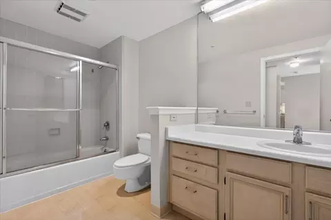 Bath - 550 Ortega Ave A203, Mountain View, CA 94040 photo 1 of 1