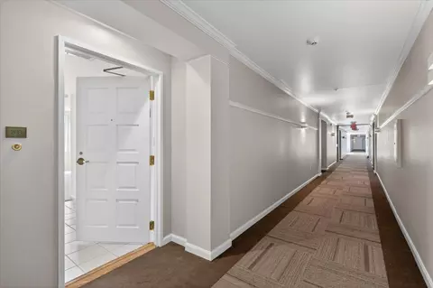 Entry Way - 550 Ortega Ave A203, Mountain View, CA 94040 photo 2 of 3