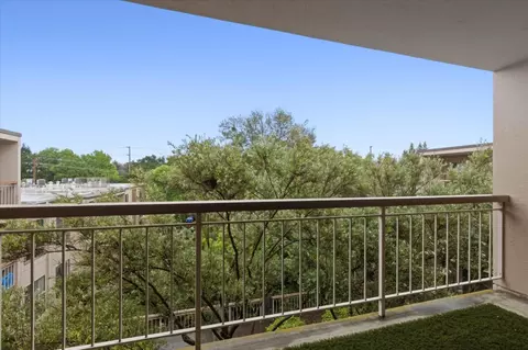450 N Civic Dr 405, Walnut Creek, CA 94596