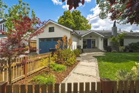 121 Inner Cir, Redwood City, CA 94062