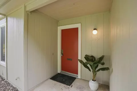 Exterior - Rosita Rd, Pacifica, CA 94044 photo 2 of 10