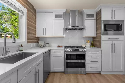 Kitchen - 1185 Normandy Dr, Campbell, CA 95008 photo 5 of 6