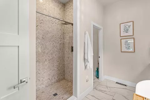 Bath - 1185 Normandy Dr, Campbell, CA 95008 photo 12 of 12