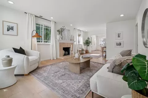 1244 Rose Ave, Mountain View, CA 94040