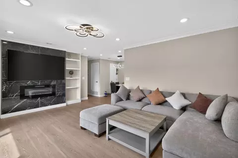 325 San Miguel Ct 4, Milpitas, CA 95035